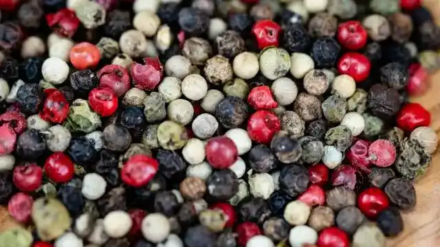 Pepper Essential Oil (All Types)